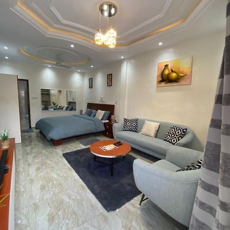 Gilles Golden Palace Abomey-Calavi Εξωτερικό φωτογραφία